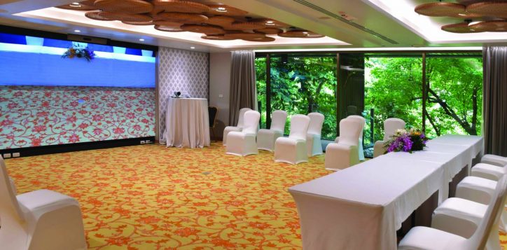 ginger-meeting-room-001-3