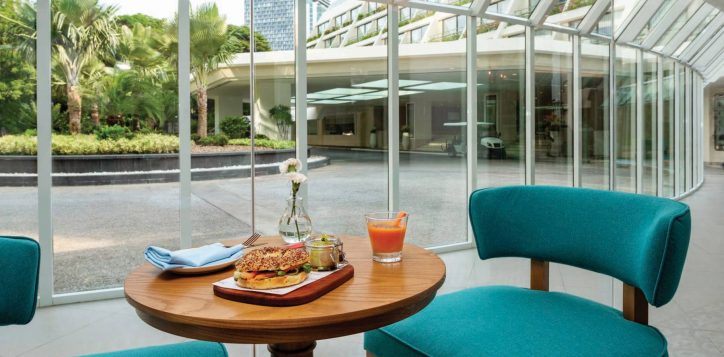 rim-klong-cafe-movenpick-bangkok-2