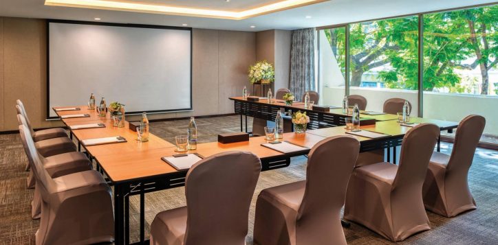 turmeric-meeting-room-001-4-2