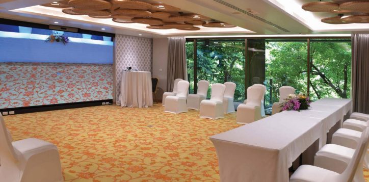 movenpick-bangkok-ginger-meeting-room-001-2