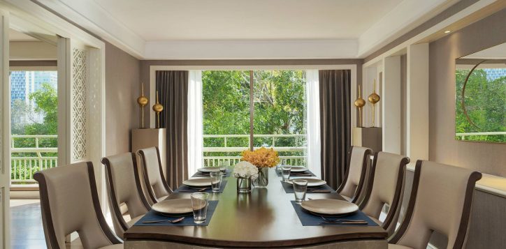 movenpick-bdms_presidential-suite_dining-room-2