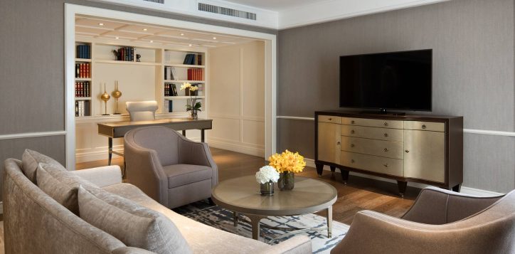 movenpick-bdms_presidential-suite_living-room-2-2