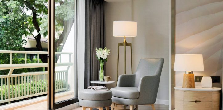 movenpick-bdms_deluxe-suite_overview-4-2