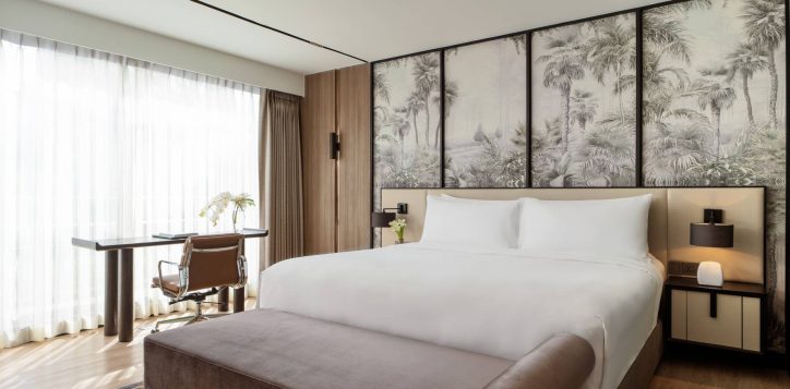 movenpick-bdms-wellness_family-suite-2bed-master-bedroom-3-2