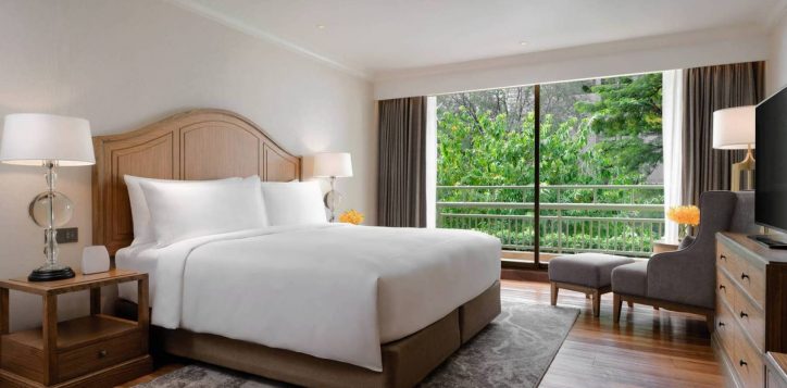movenpick-bdms_wellness-suite_bedroom-2-3-2