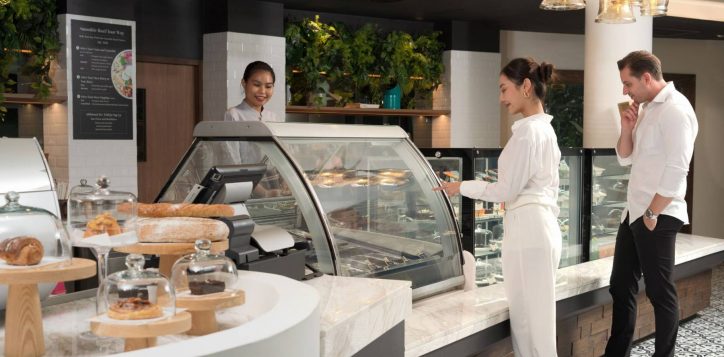 rim-klong-cafe-at-movenpick-bdms-wellness-resort-bangkok-2-2
