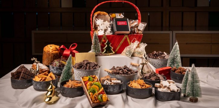 movenpick-bdms-wellness-resort-bangkok-festive-hampers-2024-2-2